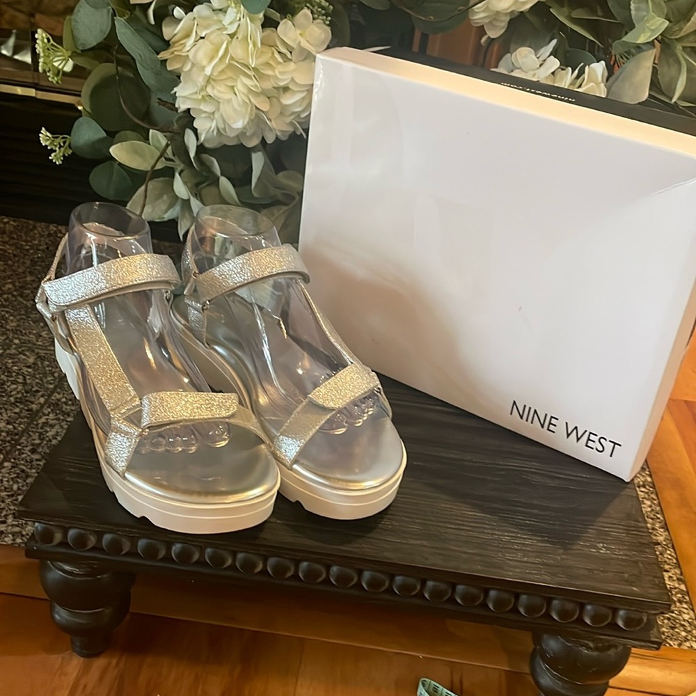 Nine West Bringly 3 Silver Sandals, Size 9